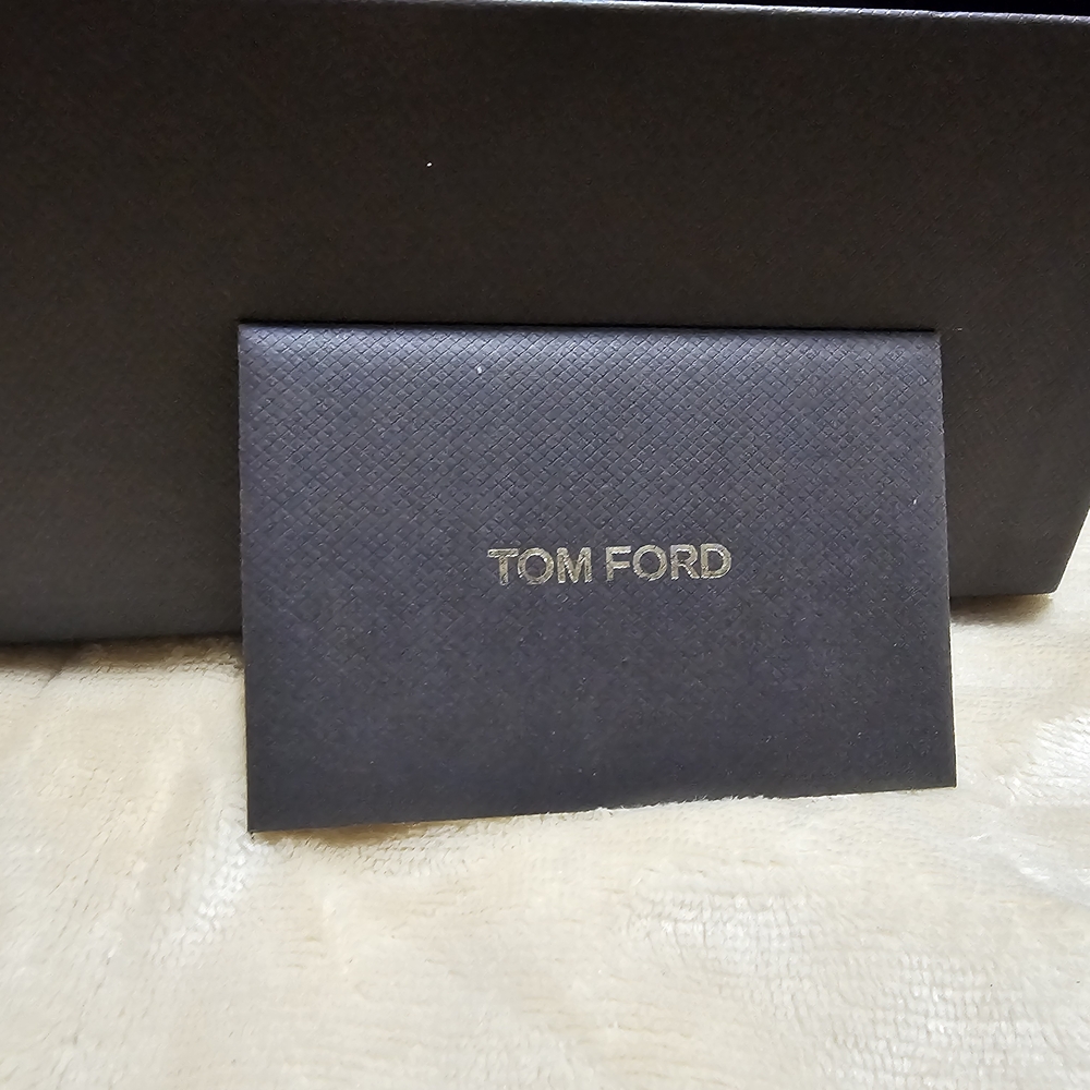 Tom Ford Ivory Sunglasses with Gold Accent - Picture 13 of 13